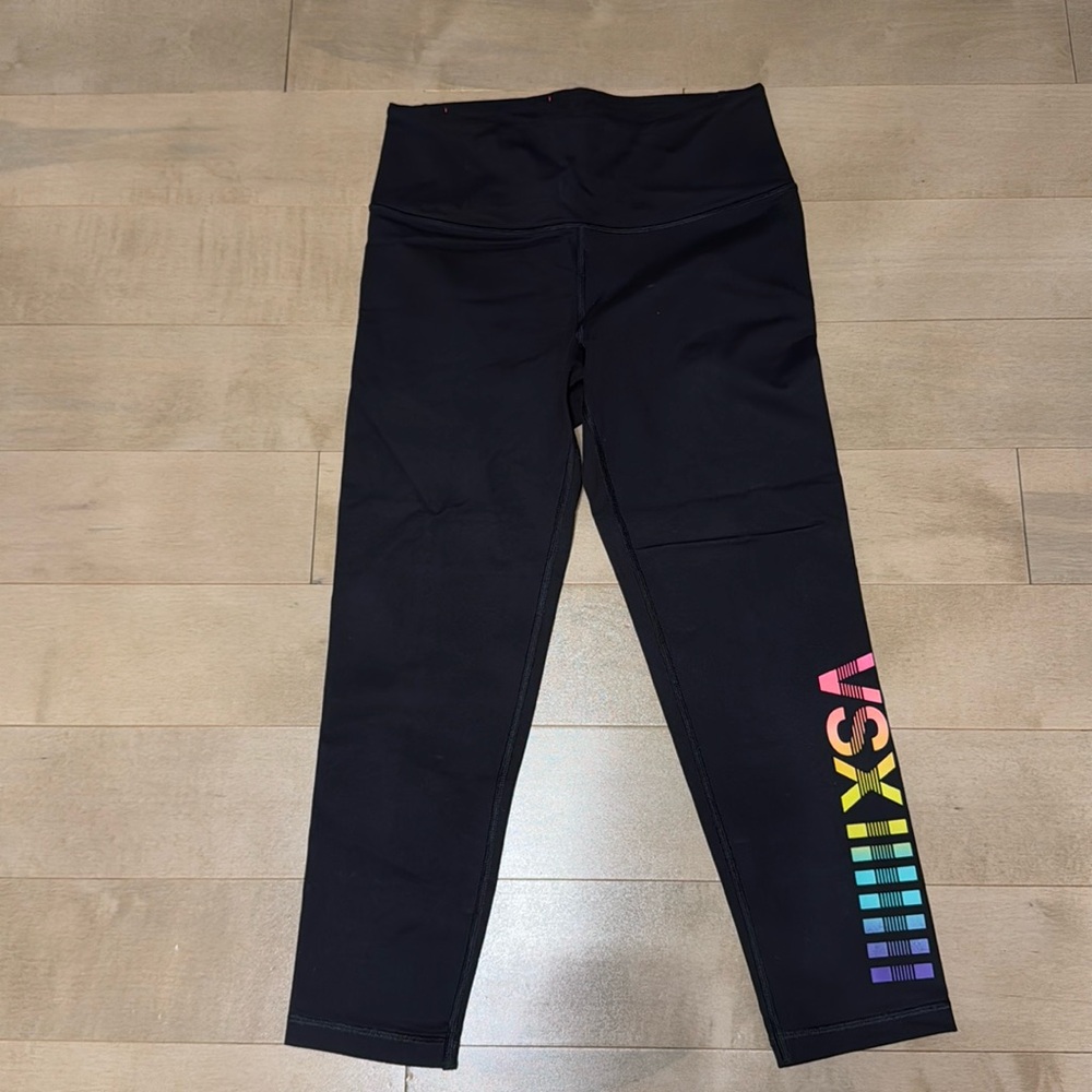 Capri length workout leggings